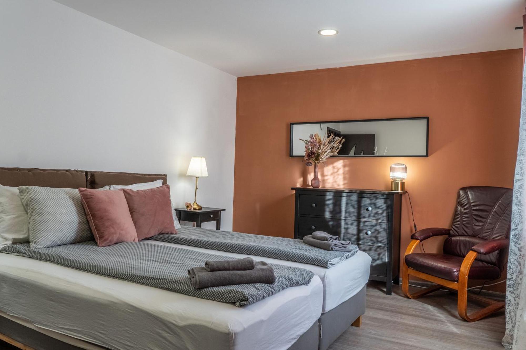 Guest House Malusha Габрово Екстериор снимка